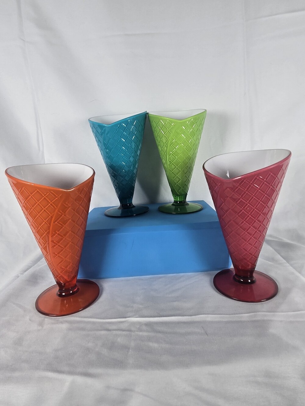 Set of 4 Colorful Plastic Waffle Cone Ice Cream Sundae Cups - Retro Dessert Bowl